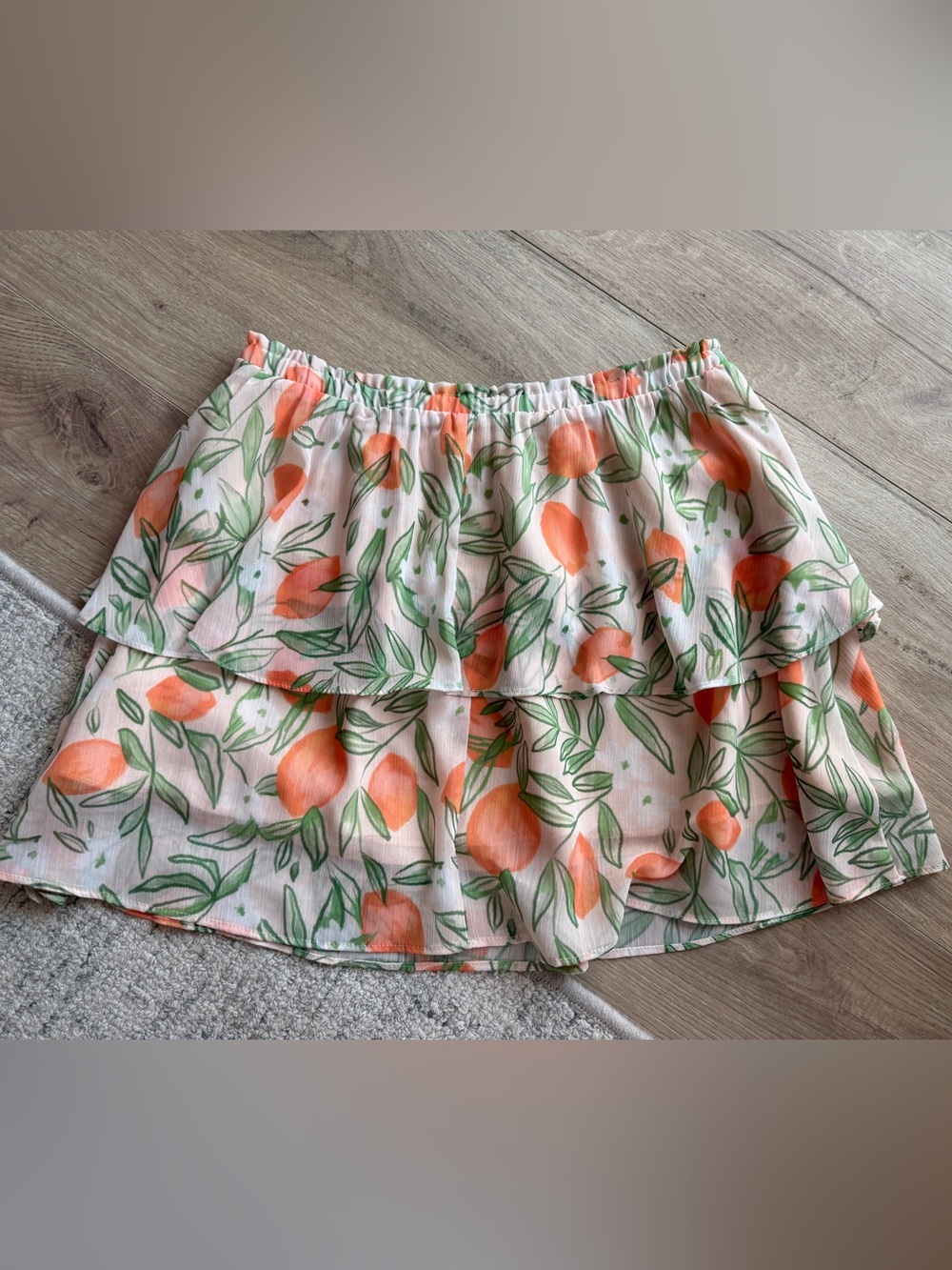 Sadie & Sage Peach Print Tiered Mini Skirt Size Medium